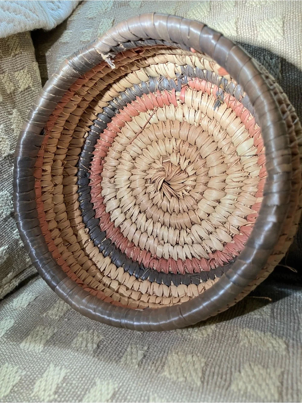 Vintage Mexican hand-woven coiled basket folk art. With lid